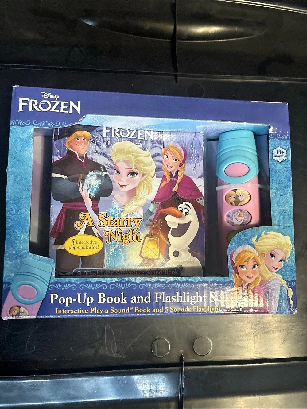 Disney Frozen: A Starry Night Pop-Up Book and 5-Sound Flashlight Set &